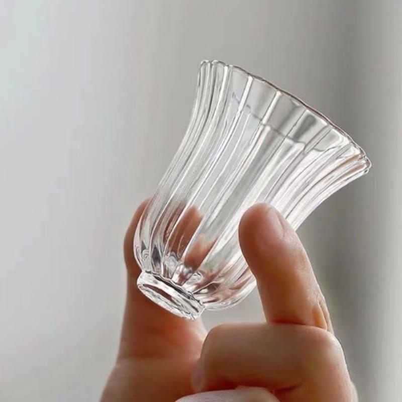 Japanese Tea - 50ml Japanse glazen theekop met bloemendesign,